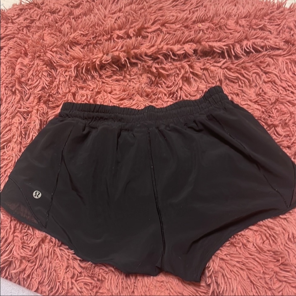Lululemon 2.5 HOTTY hot black 8